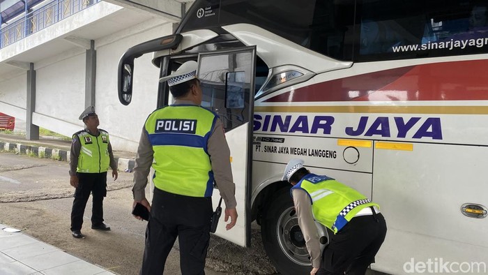 Polda Jateng Tegaskan Bus Angkutan Mudik Wajib Penuhi Kelengkapan Keamanan