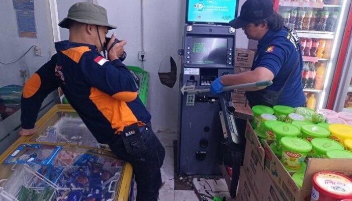 Polisi Usut Pembobolan ATM di Indomaret Karangroto Semarang