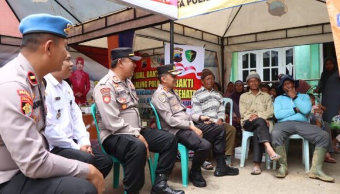 Polres Banjarnegara Hadir dan Peduli Korban Tanah Longsor Pejawaran