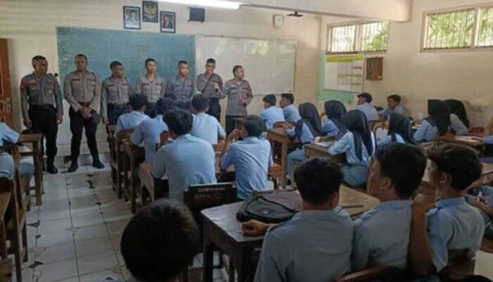 Satbinmas Polres Grobogan Gelar Penyuluhan di Sekolah, Ingatkan Bahaya Kenakalan Remaja