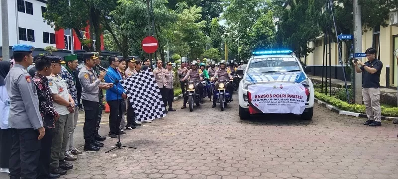 Ramadhan Berkah, Polresta Banyumas Dan Mahasiswa Berbagi 300 Paket Sembako