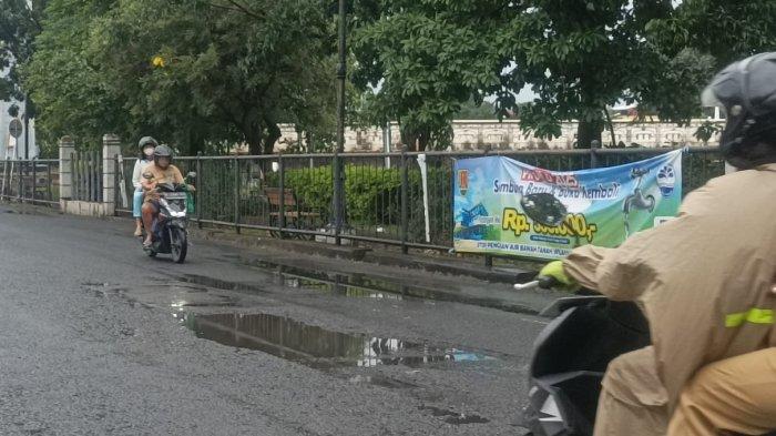 Rawan Kecelakaan, Jalan Rusak Di Semarang Bisa Jadi Dasar Gugatan