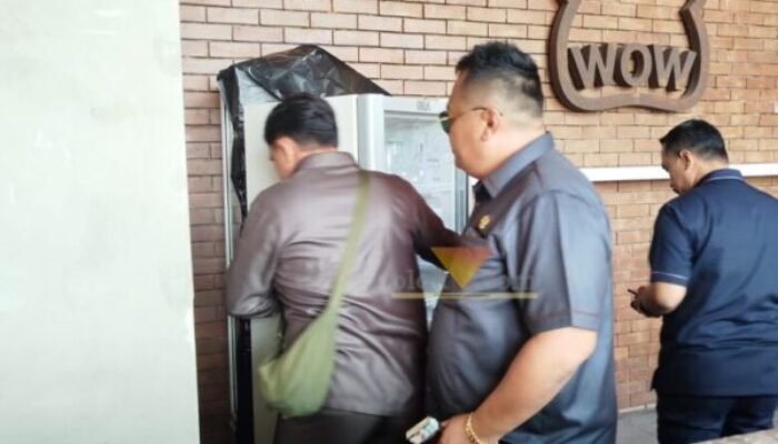 Diduga Jual Minol Ilegal, Restoran di Malang Disidak DPRD dan Aparat Gabungan