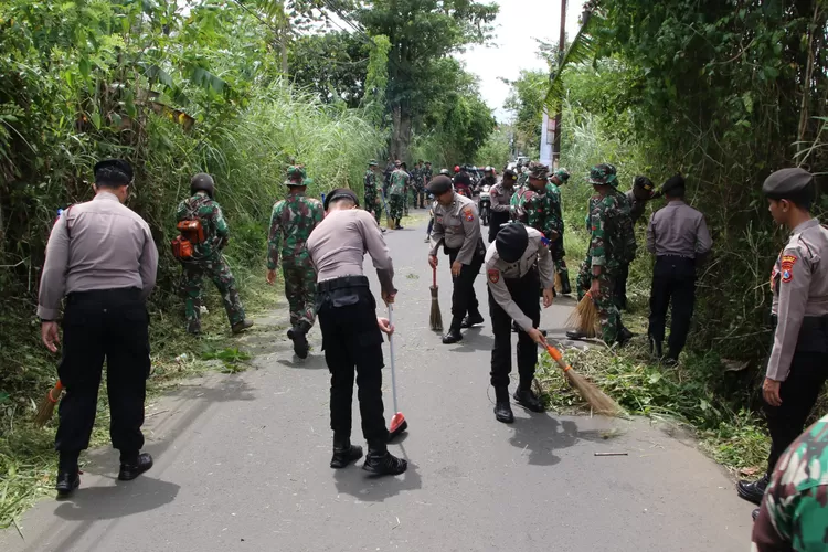 Sinergi Polresta Malang Kota Dan Yonkes 2 Kostrad, Gelar Karya