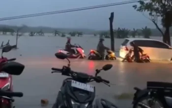 Solo Dan Sukoharjo Kebanjiran, Anak Sungai Bengawan Solo Meluap