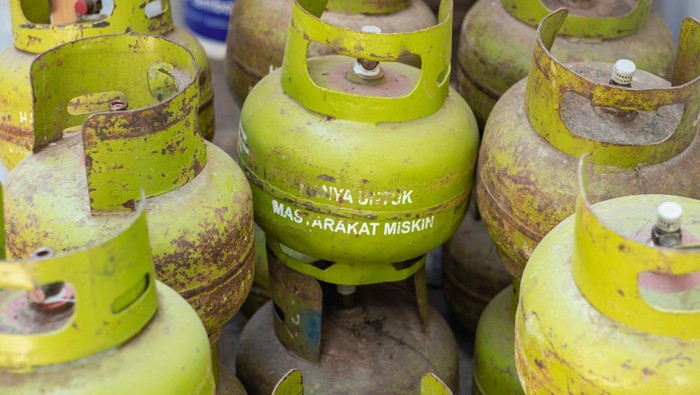 Terekam Cctv, Pencurian Gas 3 Kg Oleh Emak Emak Di Klaten