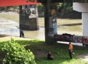 Terpeleset Di Jembatan Jurug, Pria Asal Sragen Jatuh Ke Bengawan