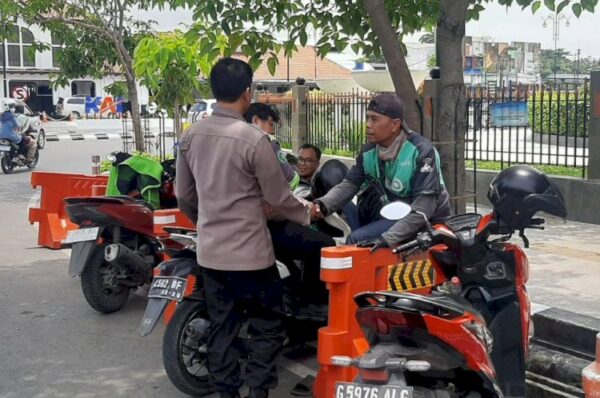 Tingkatkan Kesadaran Ojol, Polres Tegal Kota Laksanakan Binluh Operasi Candi