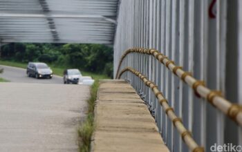 Upaya Bunuh Diri Di Jembatan Kudus Digagalkan Polisi Dalam Detik Detik