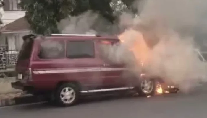 Warga Tuntang Kehilangan Mobil Akibat Kebakaran di Salatiga, Ini Penyebabnya