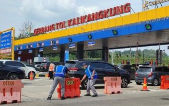 28 maret jadi puncak arus mudik di tol semarang batang, 4