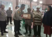 Bersama Jurnalis, Polresta Banyumas Tebar Kebahagiaan dengan Paket Sembako