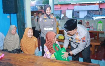 Aksi sosial ramadan, polres klaten bantu lansia di krapyak dengan