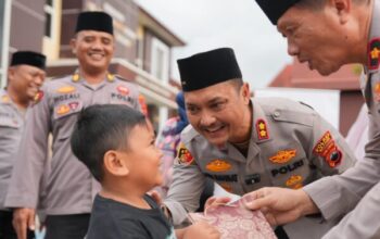 Bagikan takjil dan bukber bersama polri bersama insan media :