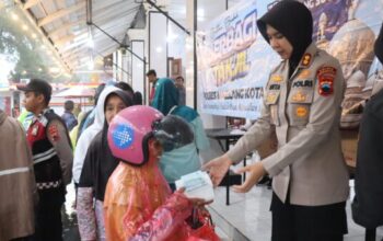 Berbagi takjil hingga zoom meeting, polres magelang kota gandeng media