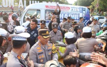 Berbagi di bulan ramadan, kapolresta pati salurkan 2 ribu takjil