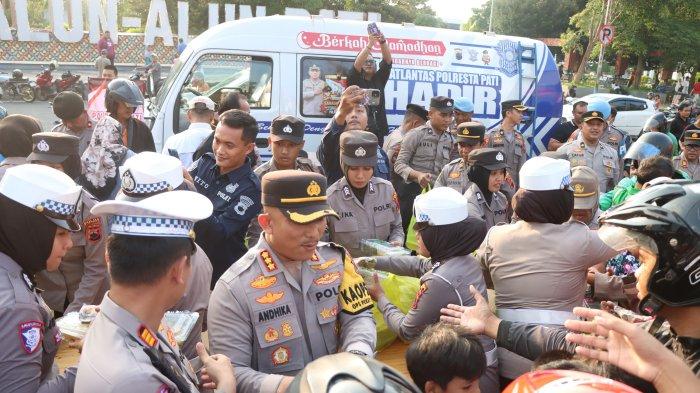 Berbagi di bulan ramadan, kapolresta pati salurkan 2 ribu takjil