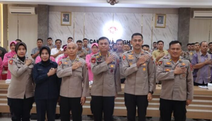 Bidkum Polda Jateng Berikan Penyuluhan Hukum kepada Anggota Polres Demak