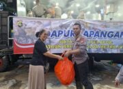 Brimob polda metro siapkan makanan gratis bagi korban banjir bekasi