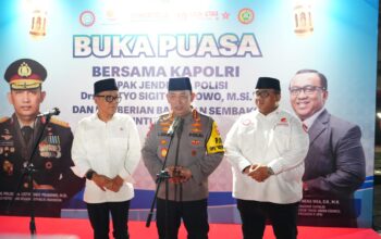 Buka bersama dengan buruh, kapolri sampaikan kabar gembira