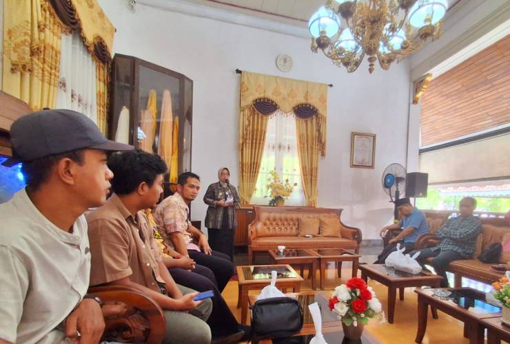 Bupati purworejo minta media aktif cegah penyebaran hoaks di masyarakat