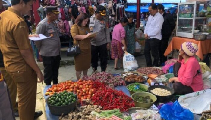 Polres Humbahas Cek Pasar Tradisional, Pastikan Stok Pangan Aman Jelang Ramadan