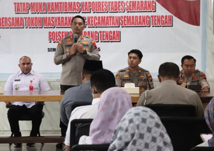 Dalam safari ramadan, kapolrestabes semarang tekankan pentingnya ketertiban