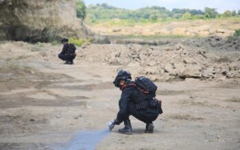 Demi keamanan, 23 kg bubuk mesiu dimusnahkan polres kendal dan