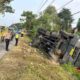 Diduga hilang kendali, truk bermuatan susu krimer terguling di grobogan