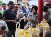 Dukung warga, polrestabes semarang sediakan sembako murah di bazar ramadhan