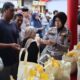 Dukung warga, polrestabes semarang sediakan sembako murah di bazar ramadhan