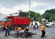 Jalan jogja solo di kraguman klaten diperbaiki, pengguna jalan diimbau waspada