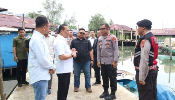 Kapolda Kaltara dan Santri TPA Al-Ma’aruf Bersatu Wujudkan Selumit Pantai Lebih Baik!