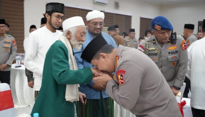 Kapolri Gelar Buka Puasa Bersama Ulama dan Masyarakat Banten