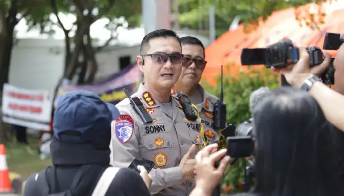 Macet di GT Pejagan Gara-Gara Saldo E-Toll Kosong, Polda Jateng Beri Imbauan