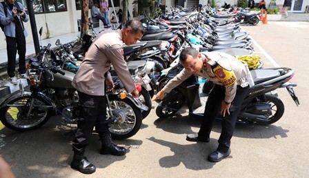 Patroli blue light digelar, satlantas polresta malang kota amankan ratusan