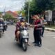 Peduli sesama, polres jembrana bersama imm bagikan takjil untuk masyarakat