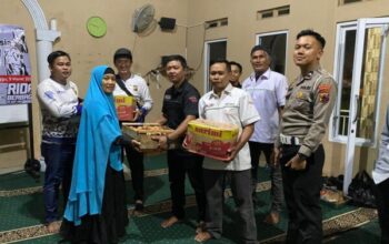 Peduli sesama, satlantas polres banjarnegara berbagi santunan untuk anak yatim