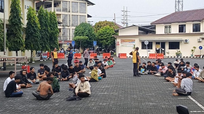 Polisi Amankan 64 Pemuda Di Semarang, Terlibat Pesta Miras Dan