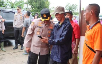 Polres grobogan permudah korban banjir dengan layanan jemput bola