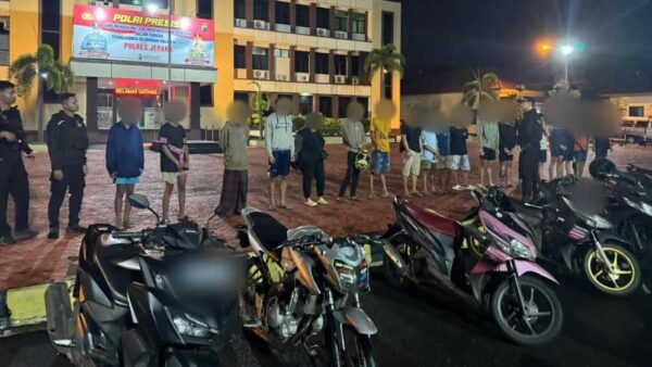 Polres jepara gagalkan perang sarung, belasan remaja diamankan