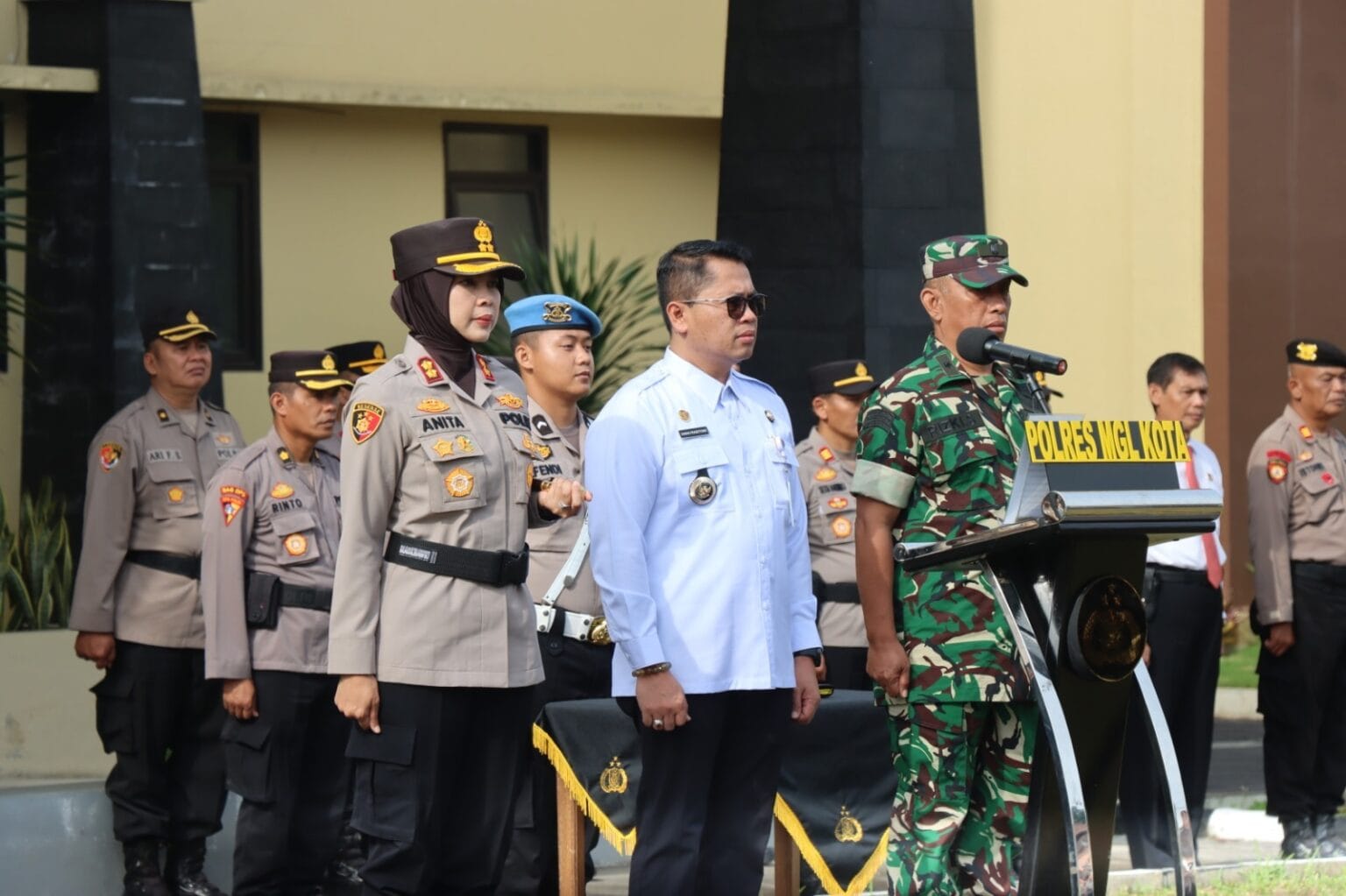 Polres magelang kota gelar pasukan oprasi ketupat candi 2025