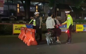 Polresta malang kota amankan ratusan motor dalam patroli blue light