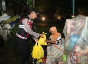 Polresta malang kota gelar sahur on the road, tebar kepedulian