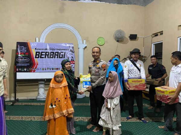 Ramadan berkah, satlantas polres banjarnegara santuni anak yatim dan gelar