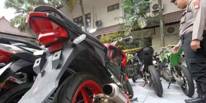 Razia balap liar, polisi sita 105 motor di malang kota