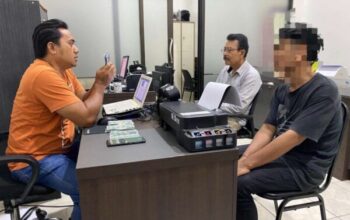 Sat resnarkoba polresta banyumas amankan pengedar obat terlarang