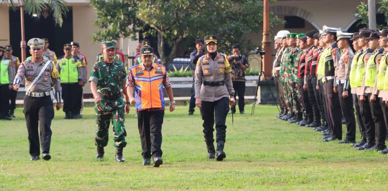 Simpang bawen jadi fokus penguraian kemacetan polres semarang di mudik