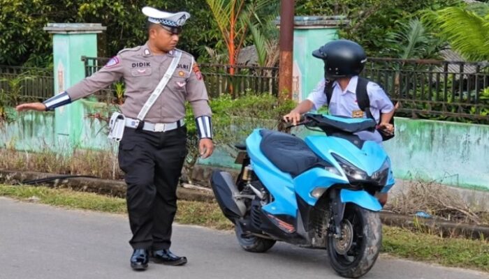 Kesadaran Tertib Berlalu Lintas, Perlukah Teguran Humanis atau Sanksi Tegas?