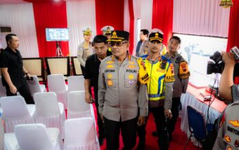 Wakapolda jateng cek pos pengamanan untuk jamin kelancaran arus mudik